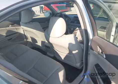 2010 Honda Accord 2.4 Ex-L из США, поврежденный, VIN 1HGCP2F88AA059523